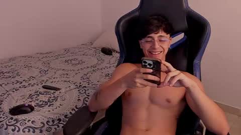 harry_p01 online show from 11.15.25