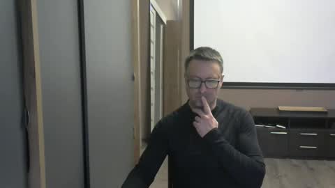HarrySnake online show from 10.05.25