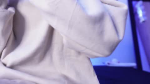 Snapshot of harrytwink18 chatting on 12.31.24 HARRY online show from 12.31.24