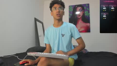 Snapshot of harrytwink18 chatting on 02.28.25 HARRY online show from 02.28.25