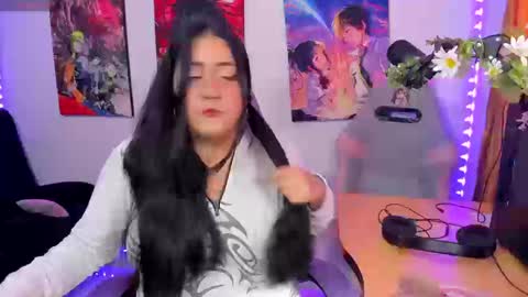 Snapshot of haruu2 chatting on 09.09.25 karen online show from 09.09.25