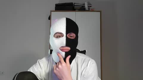 Two-Face online show from 04.08.26