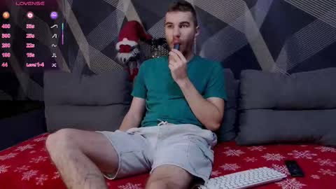 Snapshot of harvey_ren chatting on 02.08.26 Harvey online show from 02.08.26