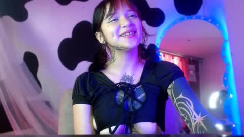 Im Emily and I could be the love of your life    online show from 10.25.25