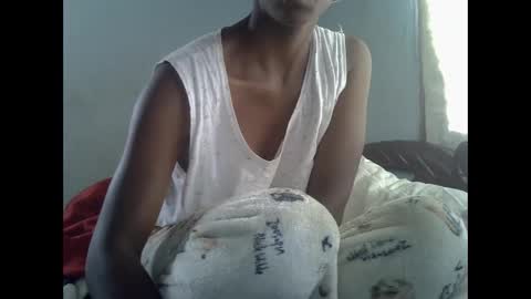 Snapshot of harysette chatting on 11.21.25 harysette online show from 11.21.25