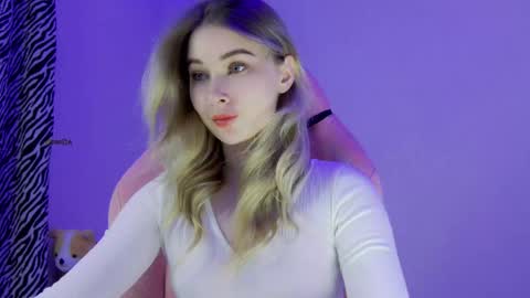 Anna online show from 05.22.26