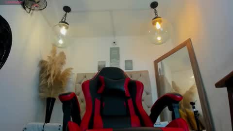 HATHOR OLD online show from 12.04.25