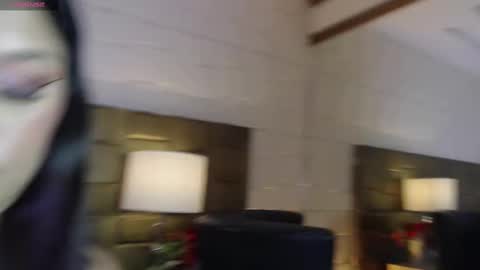 Snapshot of hatsajones chatting on 10.02.25 hatsajones online show from 10.02.25