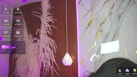Snapshot of hay1_ chatting on 01.11.25 haylie See you tonight at 8pm Colombia time online show from 01.11.25