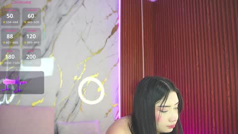 Snapshot of hay1_ chatting on 02.07.25 haylie See you tonight at 8pm Colombia time online show from 02.07.25