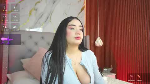 Snapshot of hay1_ chatting on 10.14.25 haylie See you tonight at 8pm Colombia time online show from 10.14.25