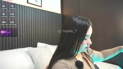 haylie  See you tonight at 8pm Colombia time online show from 05.28.26