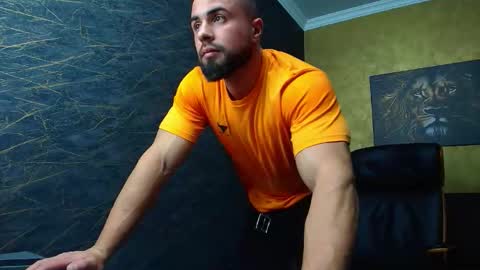 HayesWood online show from 11.08.25