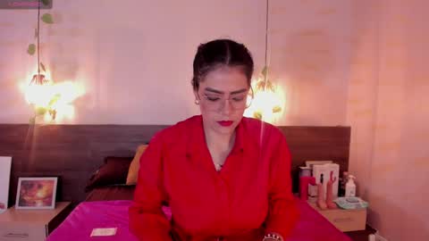 Snapshot of haylenpark chatting on 09.17.25 haylenpark online show from 09.17.25