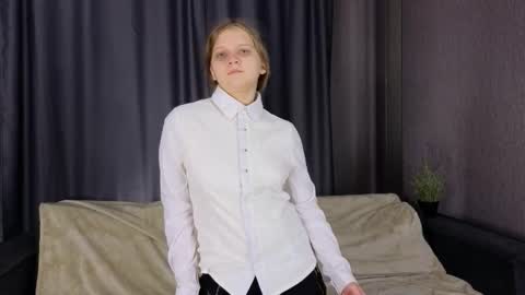 Snapshot of hazeelariel chatting on 03.21.26 Jenny online show from 03.21.26