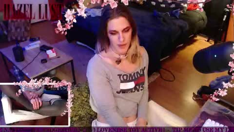 Snapshot of hazel_lust chatting on 03.28.26 Hazel Lust online show from 03.28.26