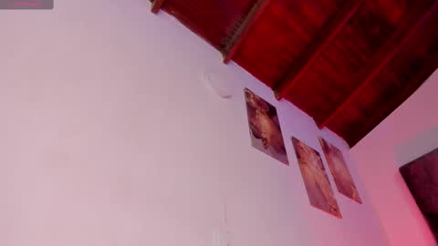 Im Hazel online show from 02.28.25