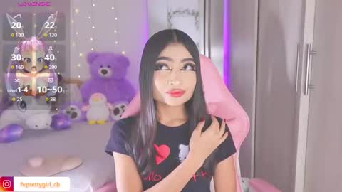 Snapshot of hazelbabee_ chatting on 10.12.25 Lynn online show from 10.12.25