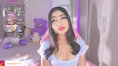 Snapshot of hazelbabee_ chatting on 10.20.25 Lynn online show from 10.20.25