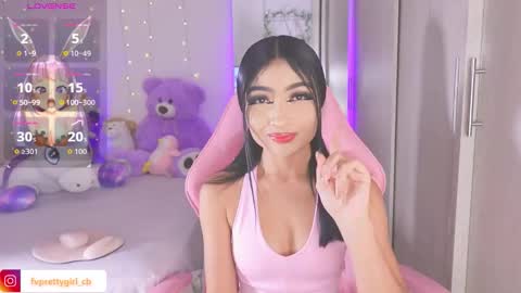 Snapshot of hazelbabee_ chatting on 11.20.25 Lynn online show from 11.20.25