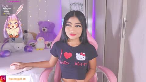 Snapshot of hazelbabee_ chatting on 12.17.25 Lynn online show from 12.17.25