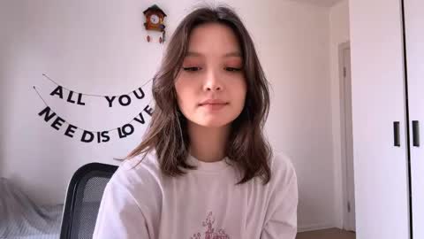 Kira online show from 04.29.26