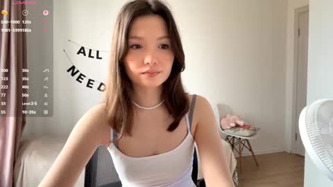 Snapshot of hazelhartshorn chatting on 06.09.26 Kira online show from 06.09.26