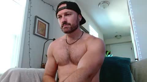 Snapshot of hbdude27 chatting on 10.06.25 RinnDude35 online show from 10.06.25