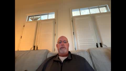 Snapshot of hdeuce22 chatting on 11.30.25 Hdeuce22 online show from 11.30.25