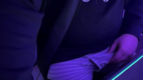 hdu94120 online show from 12.16.24