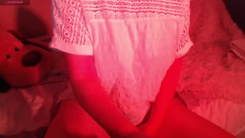 Snapshot of heavenlykiss chatting on 12.05.24 Chani online show from 12.05.24