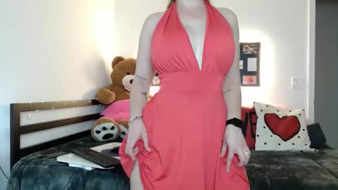 hebelongs2her online show from 01.15.26