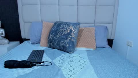 Keira Hecate online show from 01.10.25