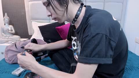 Keira Hecate online show from 01.21.25