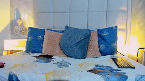 Keira Hecate online show from 10.06.25