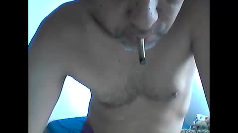 Snapshot of hedone33 chatting on 12.21.25 hedone33 online show from 12.21.25