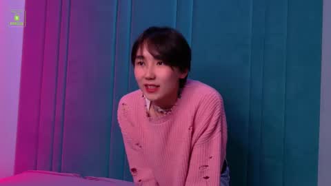 Snapshot of heejinwang chatting on 09.28.25 HEEJIN online show from 09.28.25