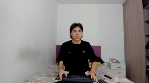 heellboy_ online show from 02.25.26