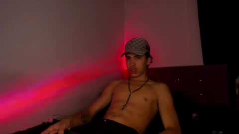 heellboy_ online show from 07.18.26