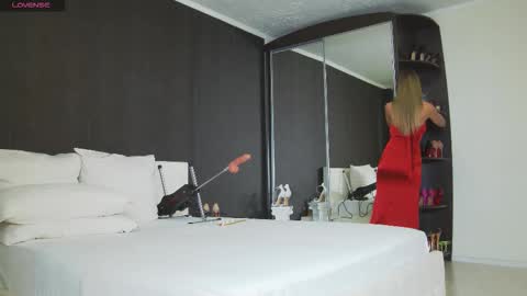 Helen online show from 03.08.26