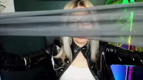 Heidi online show from 09.18.25