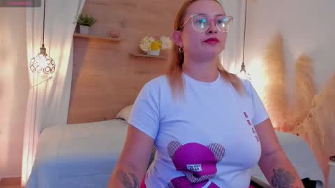 ANTARA REY online show from 09.16.25