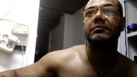Snapshot of heistt chatting on 07.11.26 Heist Stein online show from 07.11.26