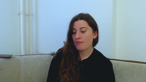 helen_adams_ online show from 02.06.25