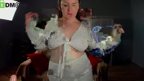 Helen Elliot online show from 10.10.25