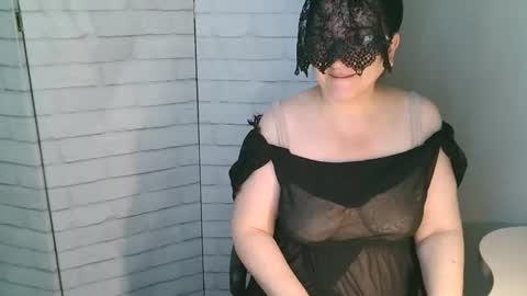 Helen online show from 06.03.26