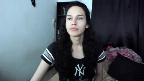 Snapshot of helena_spellman chatting on 10.03.25 helena_spellman online show from 10.03.25