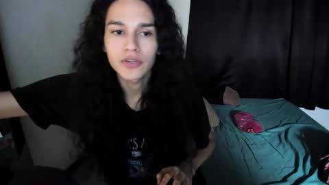 helena_spellman online show from 11.18.25