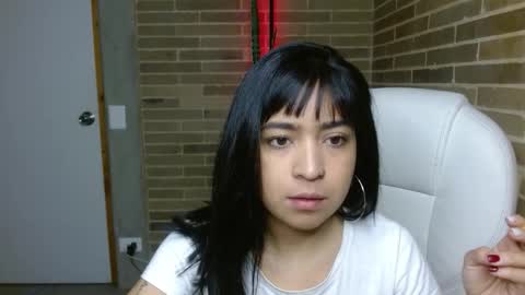  Only 18 cyrus online show from 12.15.25