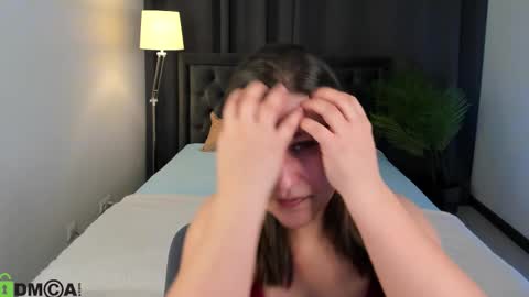 Snapshot of helenahoffmann chatting on 02.16.26 helenahoffmann online show from 02.16.26